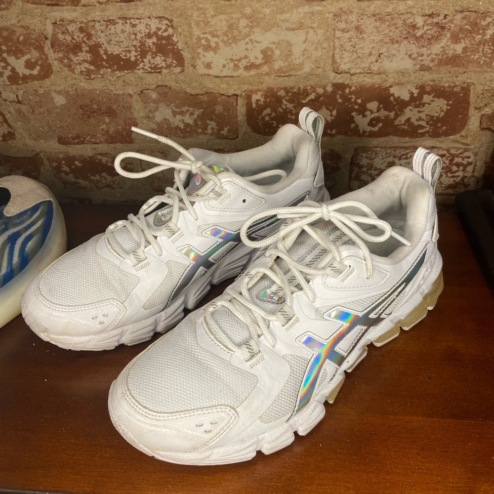 ASICS women’s running sneaker